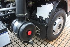 长安跨越 跨越者 102马力 3250轴距排半轻卡底盘(SC1040EFD42)