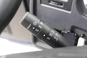 �й�����HOWO ���� 2019��Ƽ��� 156���� 4.15�׵�����ʽ�Ῠ(ZZ5047XXYF3315E145)ͼƬ