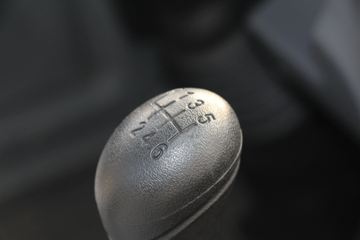 �й�����HOWO ���� 2019��Ƽ��� 116���� 4.165�׵��������Ῠ(ZZ1047F3315E145)ͼƬ