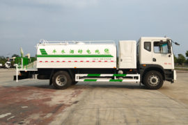 东风华神底盘 洒水车/喷洒车外观图片