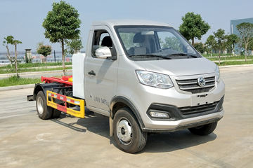 程力新能源 3.5T 4.5米单排纯电动车厢可卸式垃圾车(CL5030ZXXBEV)53kWh