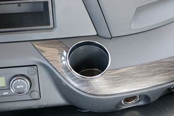 һ����� ��J6P�ؿ� �ʻݰ�2.0�ߺ��� 420���� 6X4ǣ����(CA4250P66K24T1A1E5)ͼƬ