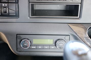 һ����� ��J6P�ؿ� �ʻݰ�2.0�ߺ��� 420���� 6X4ǣ����(CA4250P66K24T1A1E5)ͼƬ