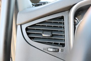 һ����� ��J6P�ؿ� �ʻݰ�2.0�ߺ��� 420���� 6X4ǣ����(CA4250P66K24T1A1E5)ͼƬ