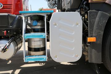 һ����� ��J6P�ؿ� �ʻݰ�2.0�ߺ��� 420���� 6X4ǣ����(CA4250P66K24T1A1E5)ͼƬ