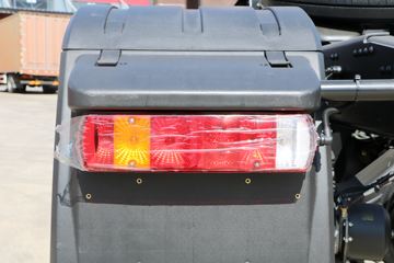 һ����� ��J6P�ؿ� �ʻݰ�2.0�ߺ��� 420���� 6X4ǣ����(CA4250P66K24T1A1E5)ͼƬ