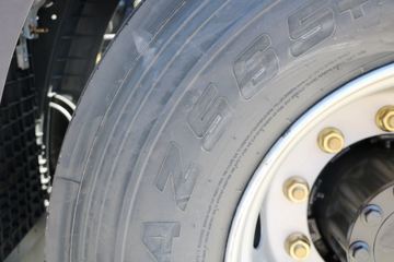 һ����� ��J6P�ؿ� �ʻݰ�2.0�ߺ��� 420���� 6X4ǣ����(CA4250P66K24T1A1E5)ͼƬ