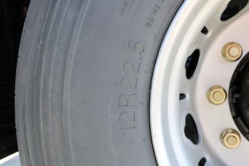 һ����� ��J6P�ؿ� �ʻݰ�2.0�ߺ��� 420���� 6X4ǣ����(CA4250P66K24T1A1E5)ͼƬ