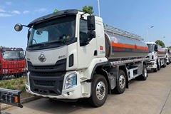 东风柳汽 乘龙H5 240马力 6X2 铝合金运油车(楚胜牌)(CSC5250GYYLEL)