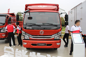 东风 多利卡D6-L 140马力 4.2米单排仓栅式轻卡(京六)(EQ5040CCY8CD2AC)