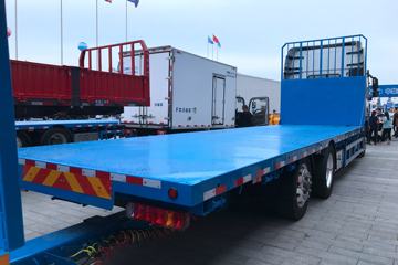 上汽红岩底盘&nbsp;平板运输车外观图片