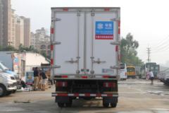 江铃 顺达窄体 116马力 4.15米冷藏车(伴君长兴牌)(AAA5040XLC)