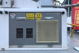 重汽汕德卡底盘&nbsp;除尘车上装图片