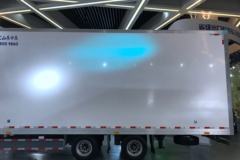 中集 9.618米厢式中置轴挂车