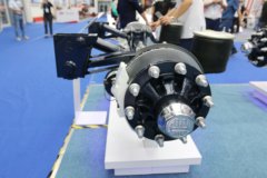 梅州HZM10010 400K ALM 10吨双胎空气悬挂(鼓式)