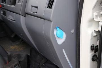 ���� ˧��Q3 120���� 4X2 4.015�׵�����س�(HFC5041XLCP73K2C3V)ͼƬ