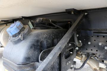 ���� ˧��Q3 120���� 4X2 4.015�׵�����س�(HFC5041XLCP73K2C3V)ͼƬ