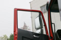 三一重卡 军亮版 430马力 6X4牵引车(HQC4252T3G6E3)