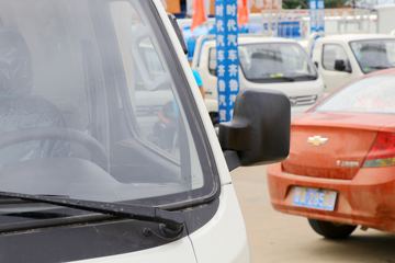 ���� ����M2 1.5L 116���� ���� 3.3�׵�����ʽ΢��(����)(BJ5032XXY5JV5-01)ͼƬ