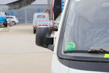 ���� ����M2 1.5L 116���� ���� 3.3�׵�����ʽ΢��(����)(BJ5032XXY5JV5-01)ͼƬ