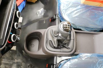 ���� ����M2 1.5L 116���� ���� 3.3�׵�����ʽ΢��(����)(BJ5032XXY5JV5-01)ͼƬ