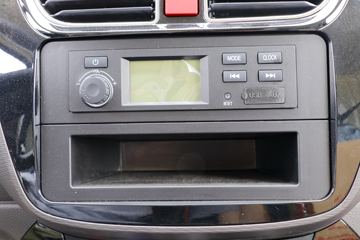 ���� ����M2 1.5L 116���� ���� 3.3�׵�����ʽ΢��(����)(BJ5032XXY5JV5-01)ͼƬ