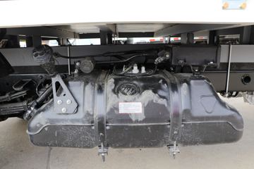 ���� ����M2 1.5L 116���� ���� 3.3�׵�����ʽ΢��(����)(BJ5032XXY5JV5-01)ͼƬ