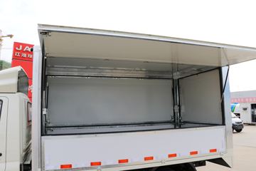 ���� ����M2 1.5L 116���� ���� 3.3�׵�����ʽ΢��(����)(BJ5032XXY5JV5-01)ͼƬ