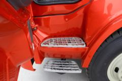 中国重汽 豪曼H5中卡 170马力 6.75米排半仓栅式载货车(法士特)(ZZ5188CCYF10EB1)