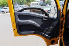 跃进 上骏X100-33 2019款 110马力 3.18米双排栏板轻卡(SH1042KFDCNS)
