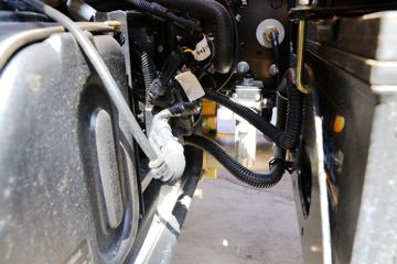 Ծ�� �Ͽ�X100-33 2019�� 110���� 3.18��˫�������Ῠ(SH1042KFDCNS)ͼƬ