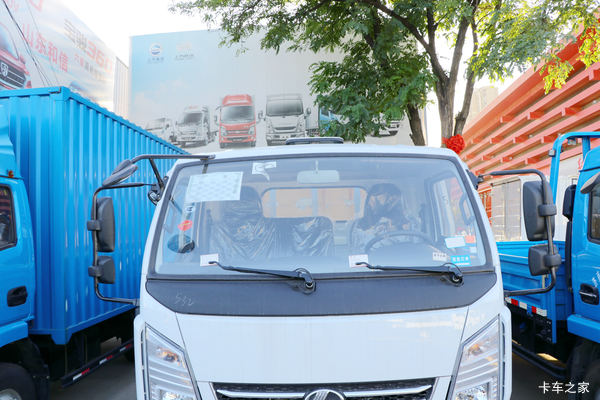 仅售8.24万元 上骏X系载货车优惠促销