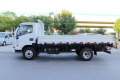 跃进 上骏X300-33 2019款 115马力 4.18米单排栏板轻卡(SH1042KFDCMZ1)