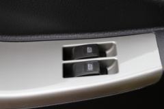 福田 时代领航6 130马力 3.82米排半栏板轻卡(BJ1043V9PBA-BH)