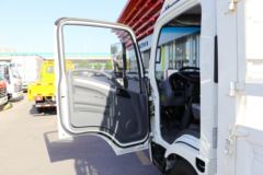 唐骏欧铃 T3系列 110马力 4.15米单排仓栅式轻卡(ZB5042CCYJDD6V)