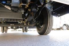 唐骏欧铃 T3系列 110马力 4.15米单排仓栅式轻卡(ZB5042CCYJDD6V)