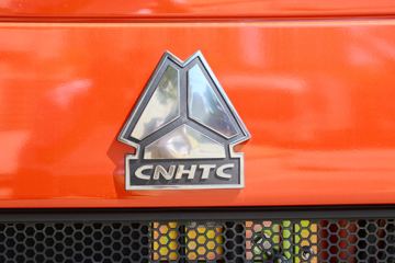 �й�����HOWO ���� 156���� 4.15�׵�����ʽ�Ῠ(ZZ5047XXYF341CE145A)ͼƬ