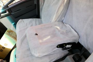 �й�����HOWO ���� 156���� 4.15�׵�����ʽ�Ῠ(ZZ5047XXYF341CE145A)ͼƬ