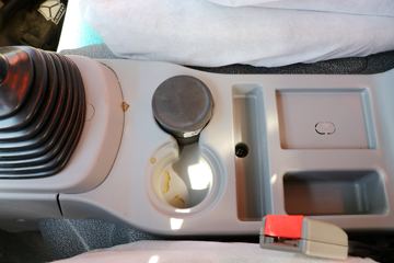 �й�����HOWO ���� 156���� 4.15�׵�����ʽ�Ῠ(ZZ5047XXYF341CE145A)ͼƬ