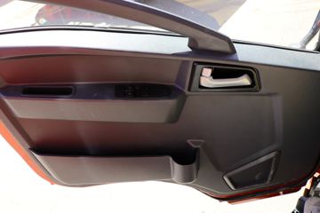 �й�����HOWO ���� 156���� 4.15�׵�����ʽ�Ῠ(ZZ5047XXYF341CE145A)ͼƬ