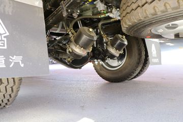 �й�����HOWO ���� 156���� 4.15�׵�����ʽ�Ῠ(ZZ5047XXYF341CE145A)ͼƬ