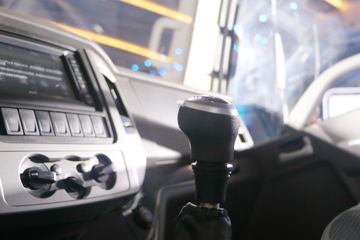 �ִ����ó� ��ͼ300 150���� 4X2 4.165�׵�����ʽ�Ῠ(����)(CHM5040XXYZDC33T)ͼƬ