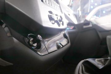 �ִ����ó� ��ͼ300 150���� 4X2 4.165�׵�����ʽ�Ῠ(����)(CHM5040XXYZDC33T)ͼƬ