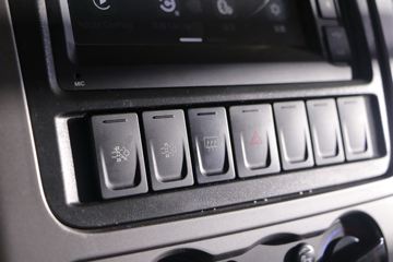 �ִ����ó� ��ͼ300 150���� 4X2 4.165�׵�����ʽ�Ῠ(����)(CHM5040XXYZDC33T)ͼƬ