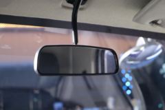 现代商用车 泓图300 150马力 4X2 4.165米单排厢式轻卡(国六)(CHM5040XXYZDC33T)