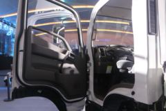 现代商用车 泓图300 150马力 4X2 4.165米单排厢式轻卡(国六)(CHM5040XXYZDC33T)