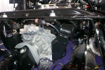 �ִ����ó� ��ͼ300 150���� 4X2 4.165�׵�����ʽ�Ῠ(����)(CHM5040XXYZDC33T)ͼƬ