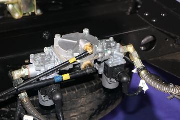 �ִ����ó� ��ͼ300 150���� 4X2 4.165�׵�����ʽ�Ῠ(����)(CHM5040XXYZDC33T)ͼƬ