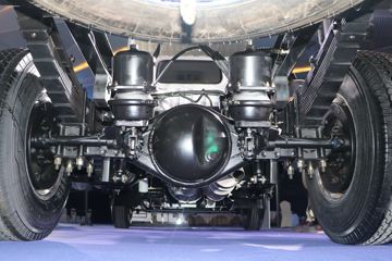 �ִ����ó� ��ͼ300 150���� 4X2 4.165�׵�����ʽ�Ῠ(����)(CHM5040XXYZDC33T)ͼƬ