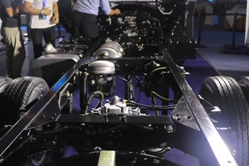 �ִ����ó� ��ͼ300 150���� 4X2 4.165�׵�����ʽ�Ῠ(����)(CHM5040XXYZDC33T)ͼƬ